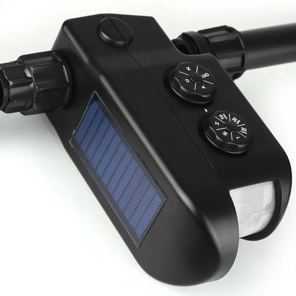 Automatic Rotating Sprinkler Large Area Solar Powered Motion Activated Animal Repeller Sprinkler Garden Animal Deterrent